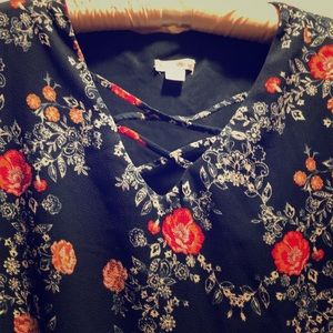 3/$15 Floral long sleeve shift dress